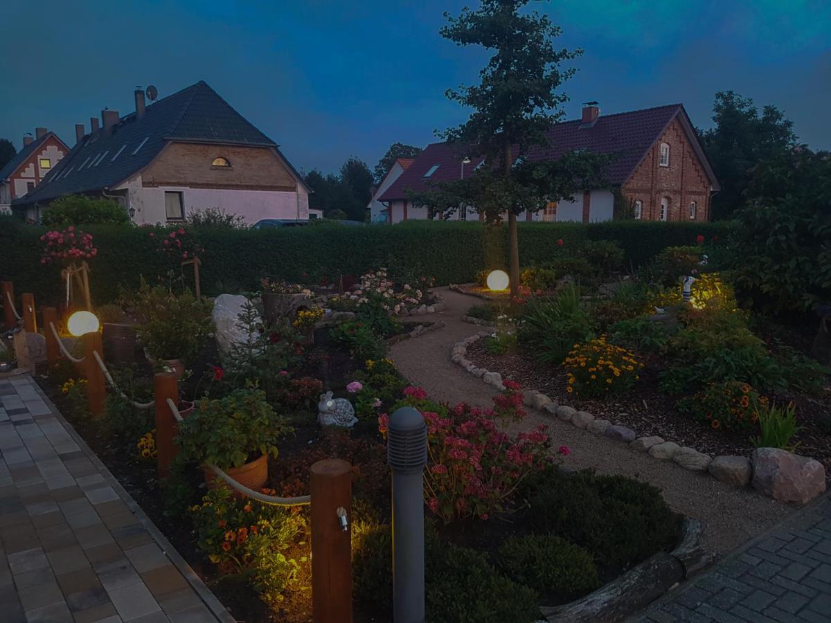Ferienwohnung Feldstein Hohenkirchen  Exterior foto